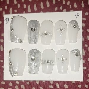 Hand Crafted Silver White Press-On Nails with Rhinestone Accents